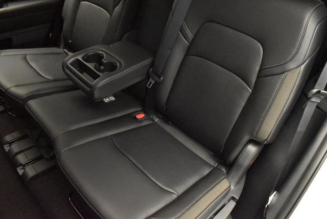 2025 Nissan Pathfinder SL 4WD - 22921679 - 38