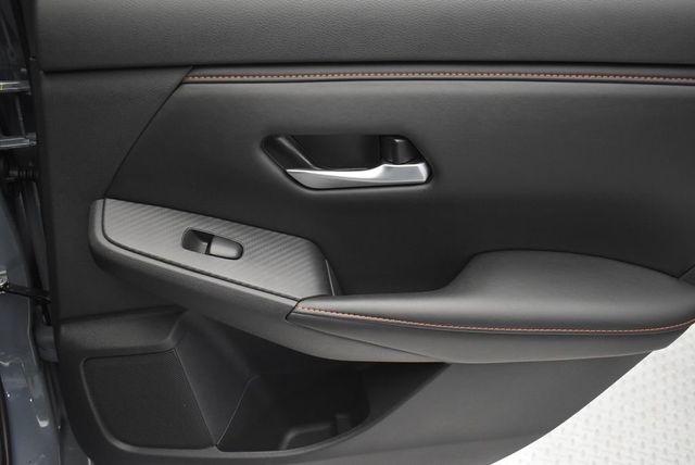 2025 Nissan Sentra SR CVT - 22926596 - 28