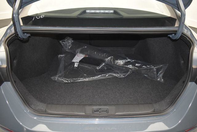 2025 Nissan Sentra SR CVT - 22926596 - 35