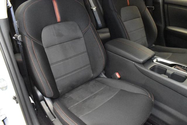 2025 Nissan Sentra SR CVT - 22926602 - 25