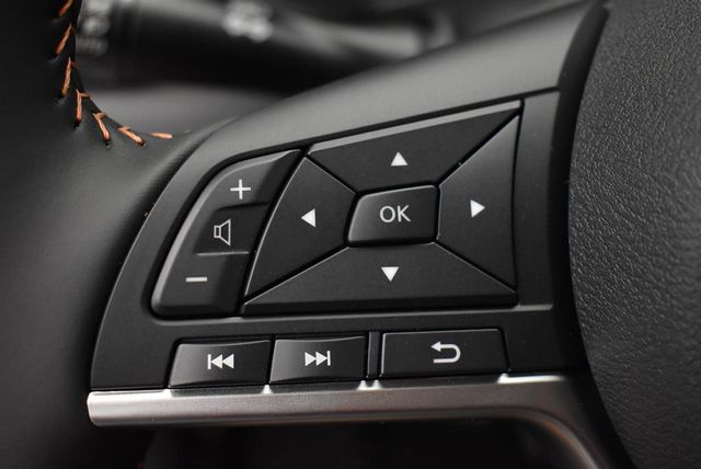 2025 Nissan Sentra SR CVT - 22926603 - 17