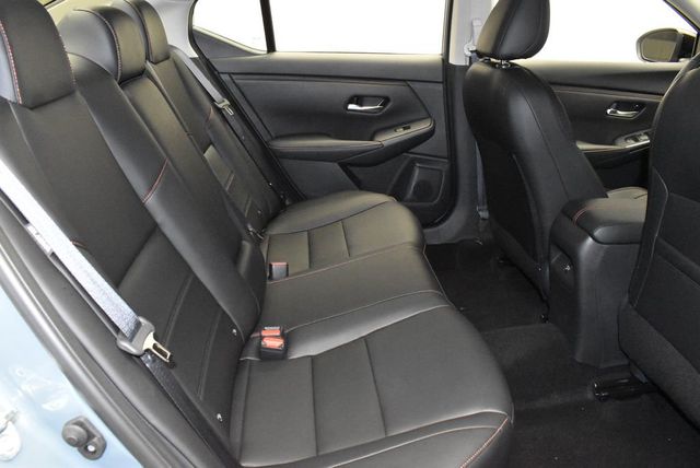 2025 Nissan Sentra SR CVT - 22931034 - 31