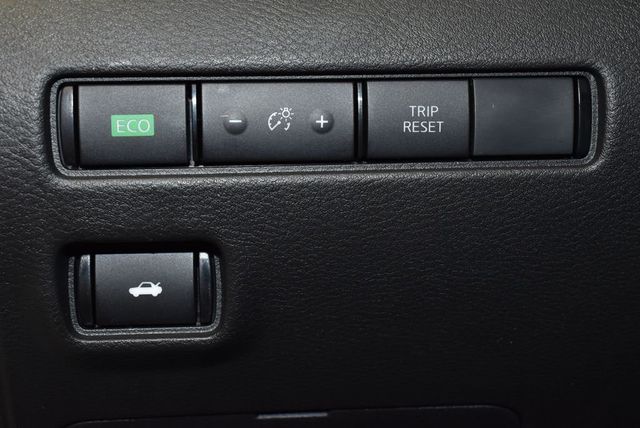 2025 Nissan Sentra SV CVT - 22930278 - 14