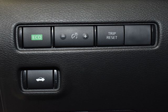 2025 Nissan Sentra SV CVT - 22934597 - 14