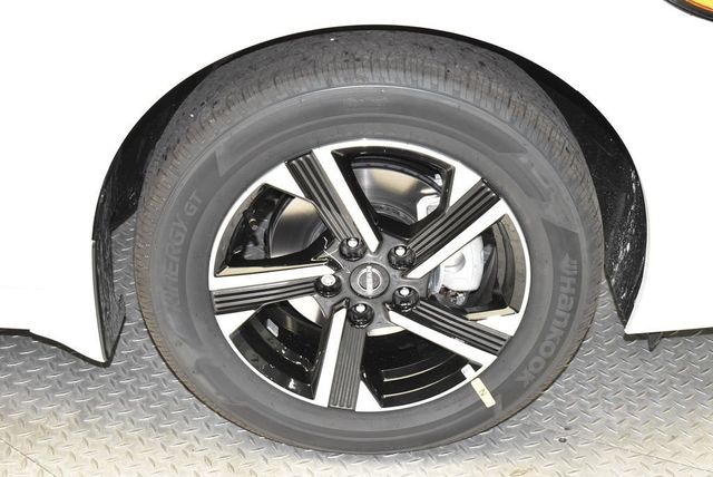 2025 Nissan Sentra SV CVT - 22934597 - 35