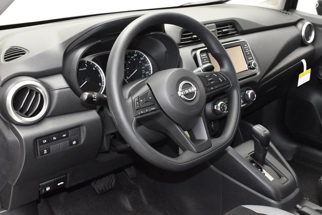 2025 Nissan Versa S CVT - 22948594 - 13