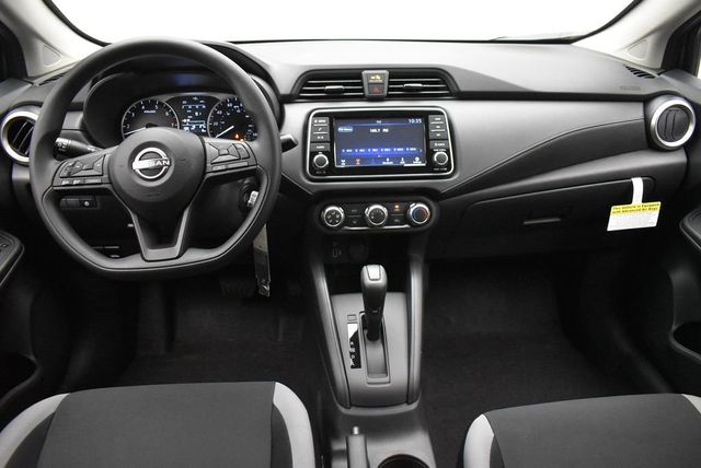 2025 Nissan Versa S CVT - 22948594 - 24