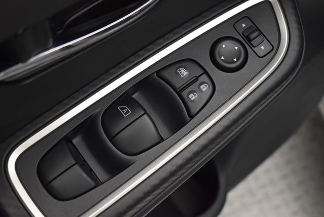 2025 Nissan Versa SR CVT - 22933534 - 11