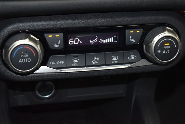 2025 Nissan Versa SR CVT - 22933534 - 19