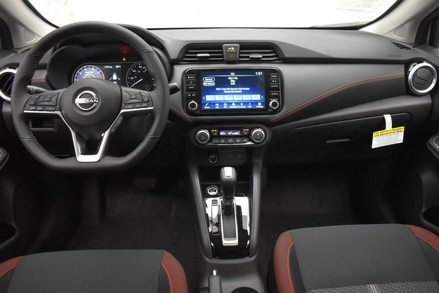 2025 Nissan Versa SR CVT - 22933534 - 25