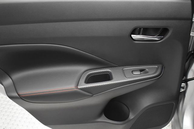 2025 Nissan Versa SR CVT - 22933534 - 31