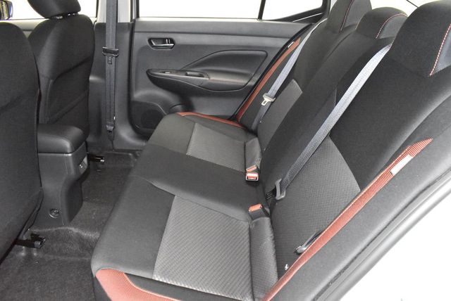 2025 Nissan Versa SR CVT - 22933534 - 32