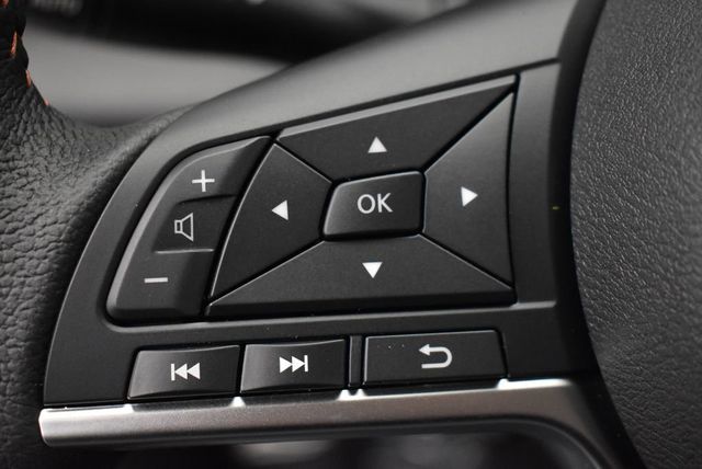 2025 Nissan Versa SR CVT - 22948599 - 16