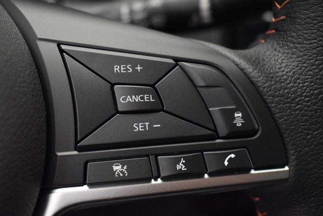 2025 Nissan Versa SR CVT - 22948599 - 17