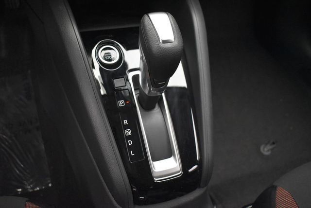 2025 Nissan Versa SR CVT - 22948599 - 18