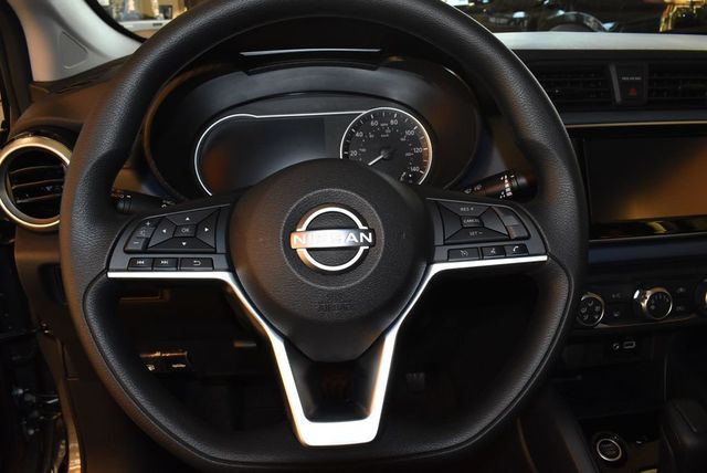 2025 Nissan Versa SV CVT - 22933546 - 11