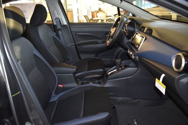 2025 Nissan Versa SV CVT - 22933546 - 18