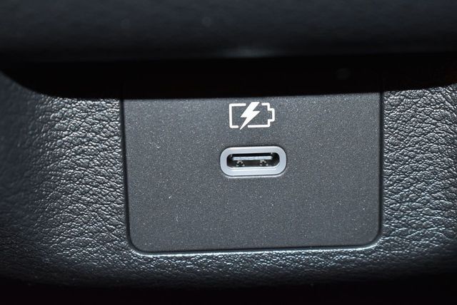 2025 Nissan Versa SV CVT - 22933546 - 26