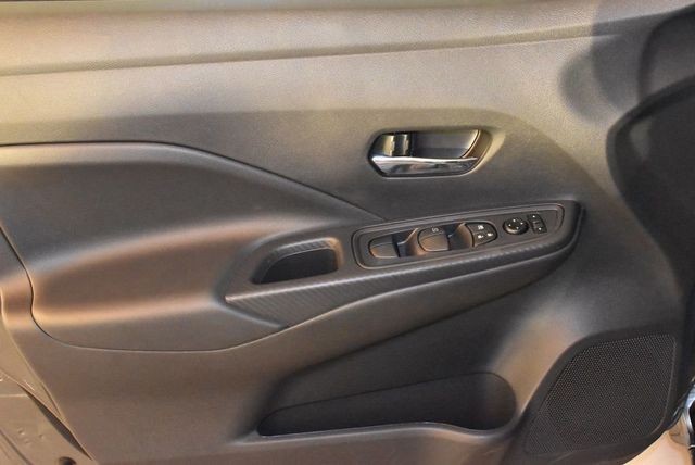 2025 Nissan Versa SV CVT - 22933546 - 6