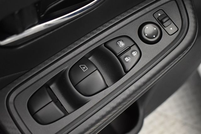 2025 Nissan Versa SV CVT - 22948593 - 10