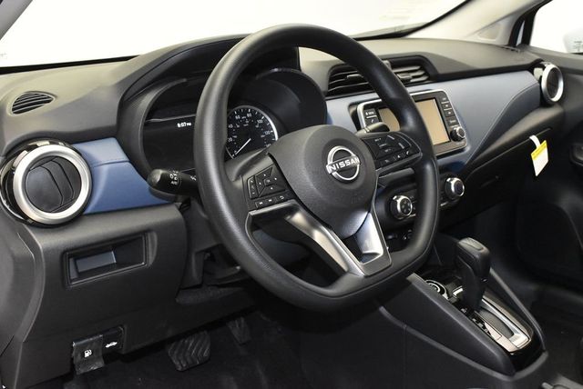 2025 Nissan Versa SV CVT - 22948593 - 13