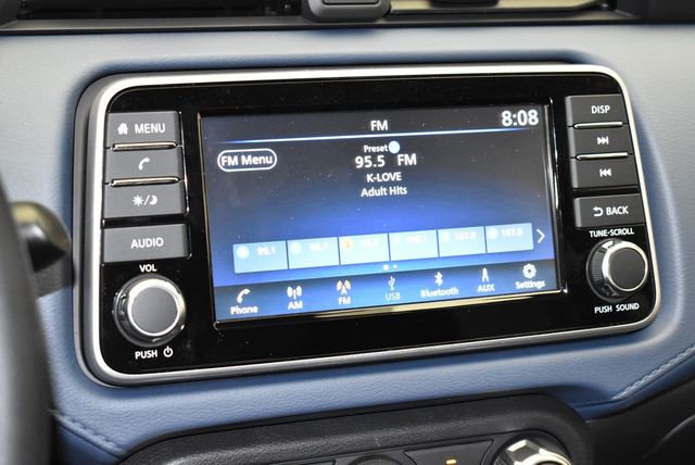 2025 Nissan Versa SV CVT - 22948593 - 17