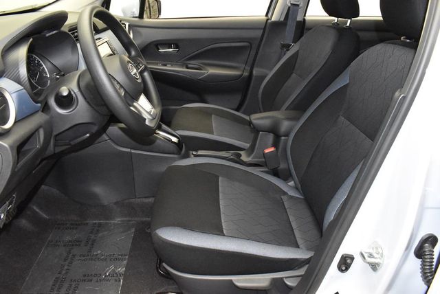 2025 Nissan Versa SV CVT - 22948597 - 11