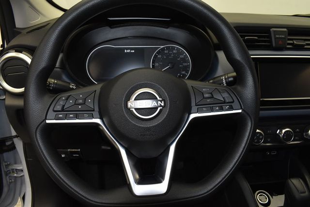 2025 Nissan Versa SV CVT - 22948597 - 14