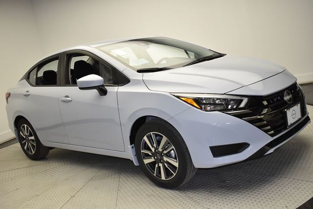 2025 Nissan Versa SV CVT - 22948597 - 2