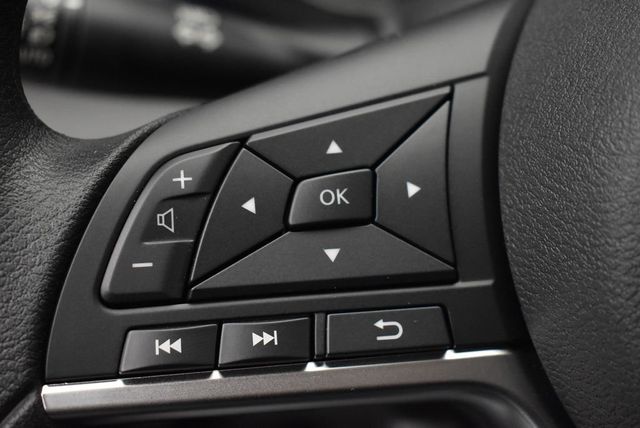 2025 Nissan Versa SV CVT - 22966319 - 15