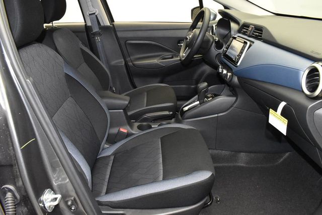 2025 Nissan Versa SV CVT - 22966319 - 21