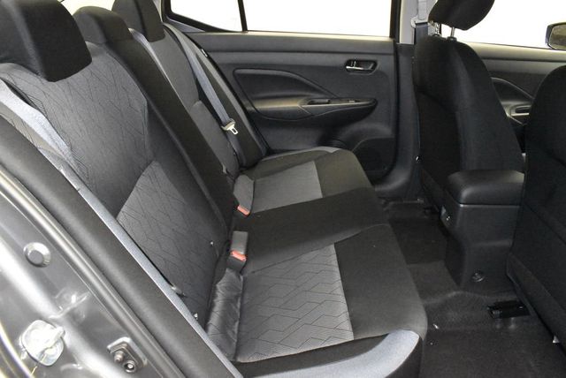 2025 Nissan Versa SV CVT - 22966319 - 27