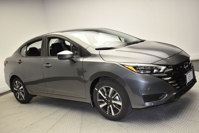 2025 Nissan Versa SV CVT - 22966319 - 2