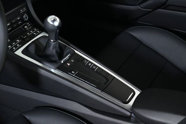 2025 Porsche 718 Cayman Coupe - 22944984 - 14