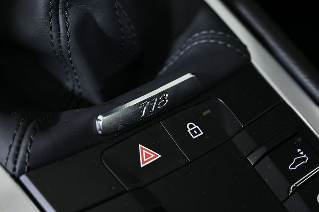 2025 Porsche 718 Cayman Coupe - 22944984 - 19