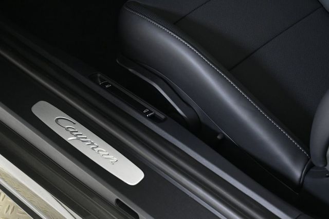 2025 Porsche 718 Cayman Coupe - 22944984 - 21