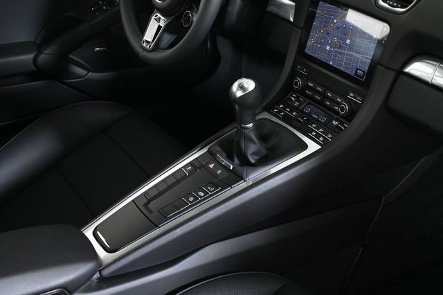 2025 Porsche 718 Cayman Coupe - 22944984 - 22