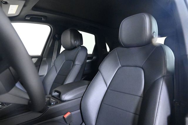 2025 Porsche Cayenne E-Hybrid AWD - 22944981 - 4