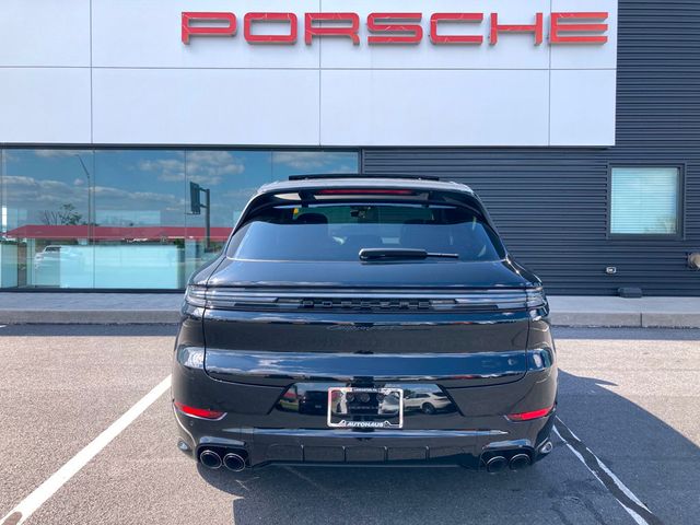 2025 Porsche Cayenne GTS AWD - 22897835 - 37