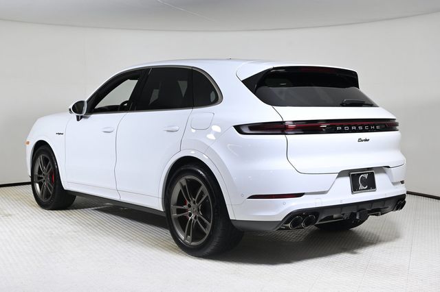 2025 Porsche Cayenne Turbo E-Hybrid AWD - 22954810 - 2