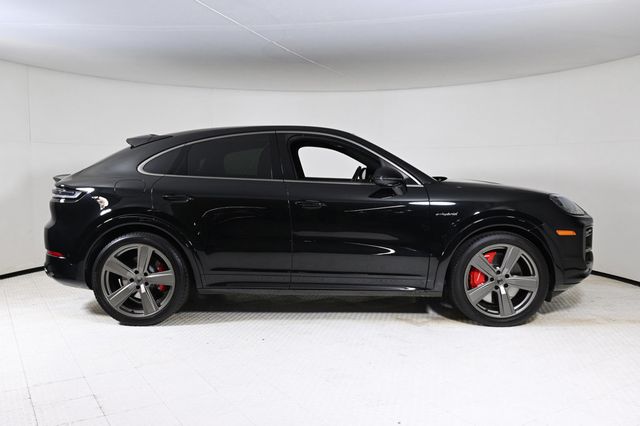 2025 Porsche Cayenne Turbo E-Hybrid Coupe AWD - 22944474 - 8