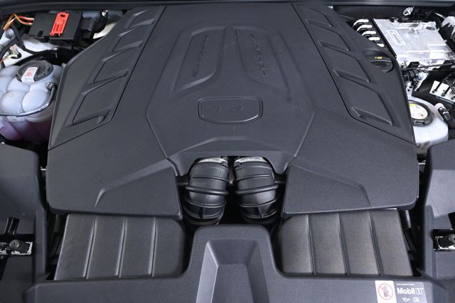 2025 Porsche Cayenne Turbo E-Hybrid Coupe AWD - 22954784 - 23