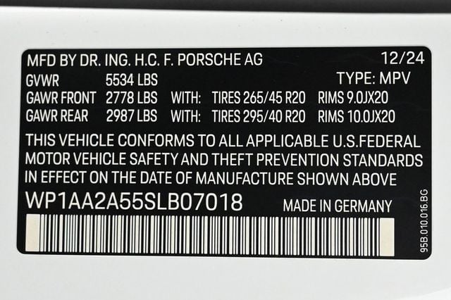 2025 Porsche Macan AWD - 22761476 - 24