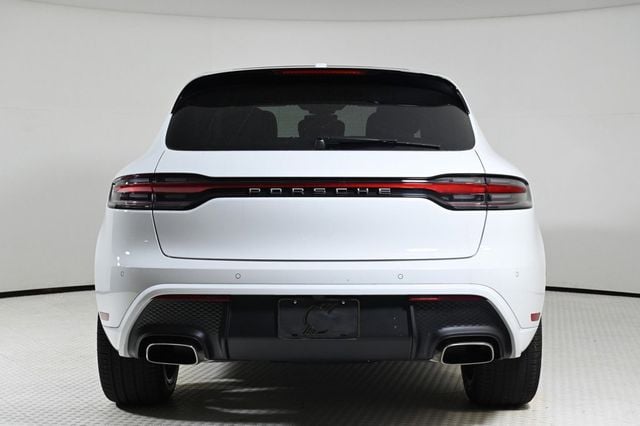 2025 Porsche Macan AWD - 22761476 - 3