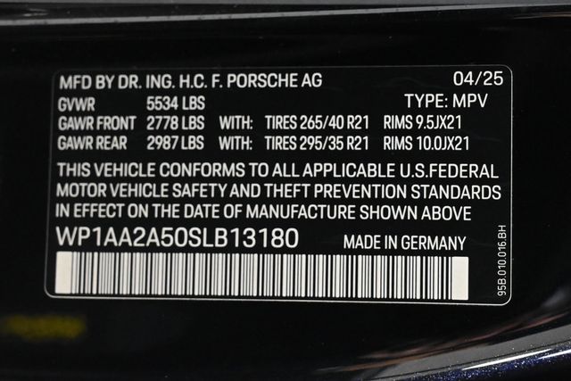 2025 Porsche Macan AWD - 22962269 - 30