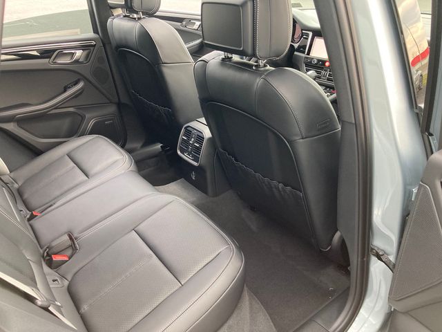 2025 Porsche Macan AWD - 22802530 - 24