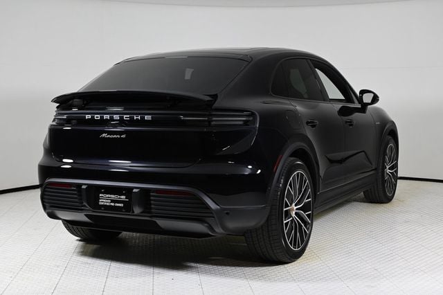 2025 Porsche Macan Electric 4 AWD - 22709474 - 4