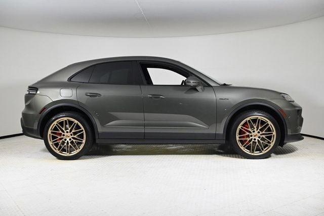 2025 Porsche Macan Electric 4S AWD - 22747969 - 5