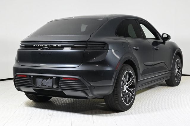 2025 Porsche Macan Electric 4S AWD - 22761421 - 4