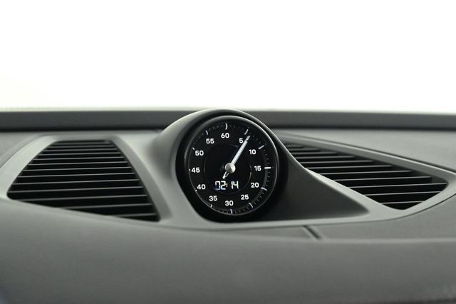 2025 Porsche Macan Electric 4S AWD - 22944999 - 19